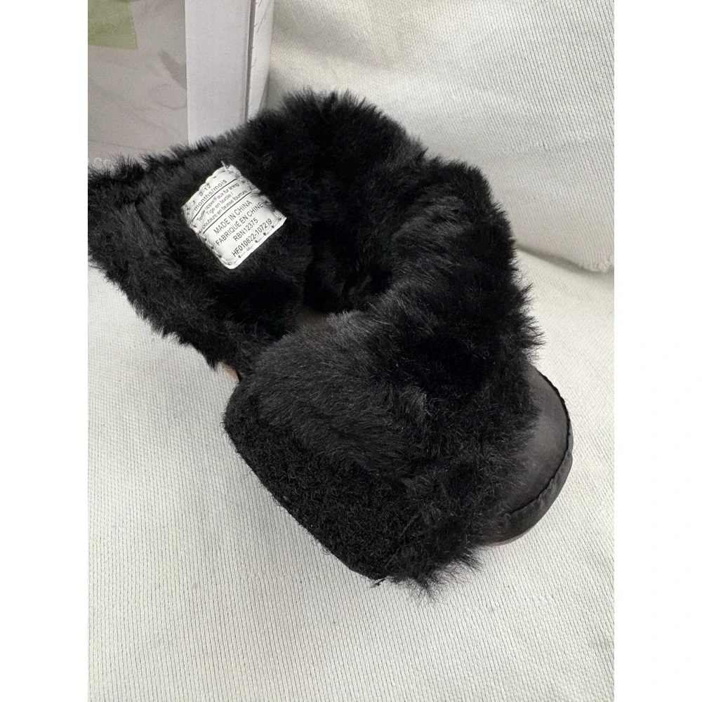 NEW Robeez First Kicks Faux-Fur Asheville Boots Size 9-12 Months Robeez Boots